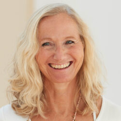 Yogaforum Düsseldorf · Martin Henniger Dozenten-Portrait Anja Hartl