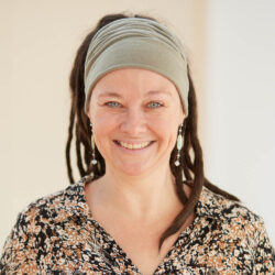 Yogaforum Düsseldorf · Martin Henniger Dozenten-Portrait Nicole Dünnemeier